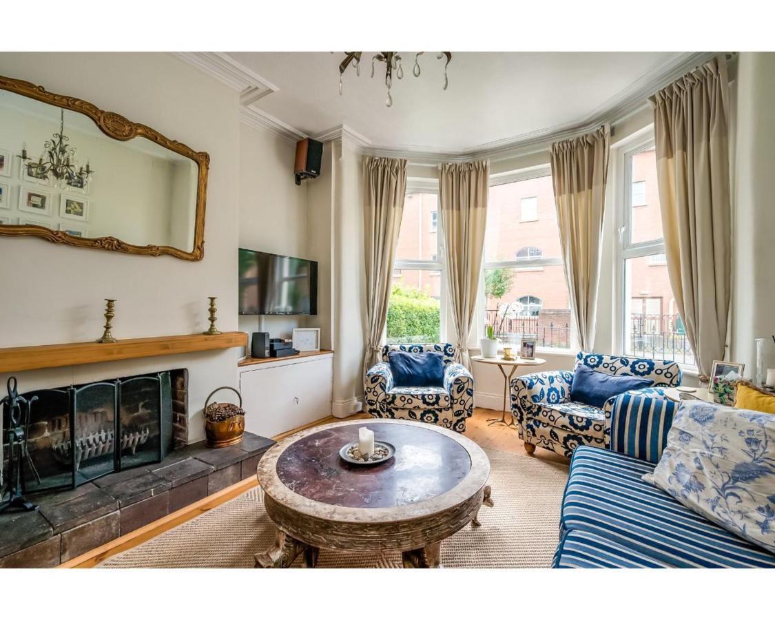 Central Belfast Apartments Ormeau Park Residence Екстериор снимка